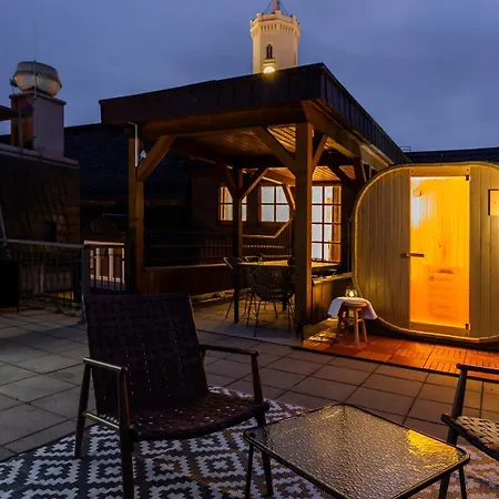 Neu - Dachsuite - Sauna - Terrasse - 4p - Fruehstueck Buchbar