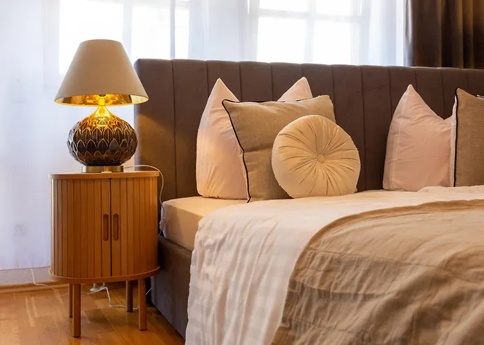 Neu - Dachsuite - Sauna - Terrasse - 4p - Fruehstueck Buchbar * Schneeberg (Saxony)